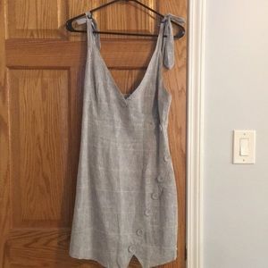 Gray dress with buttons
